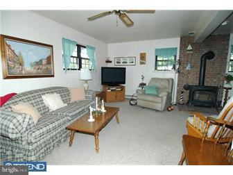 4625 Farming Ridge Boulevard Reading, PA 19606 - Photo 4 of 10