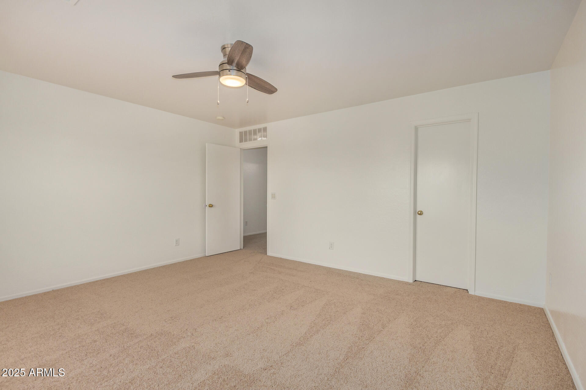 18475 North Madison Road Maricopa, AZ 85139 - Photo 23 of 40 a view of an empty room