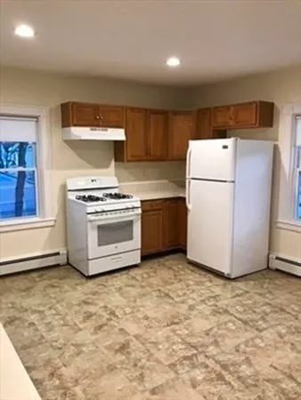 $2,600 | 108 Cottage Street, Unit 1, Norwood, MA 02062