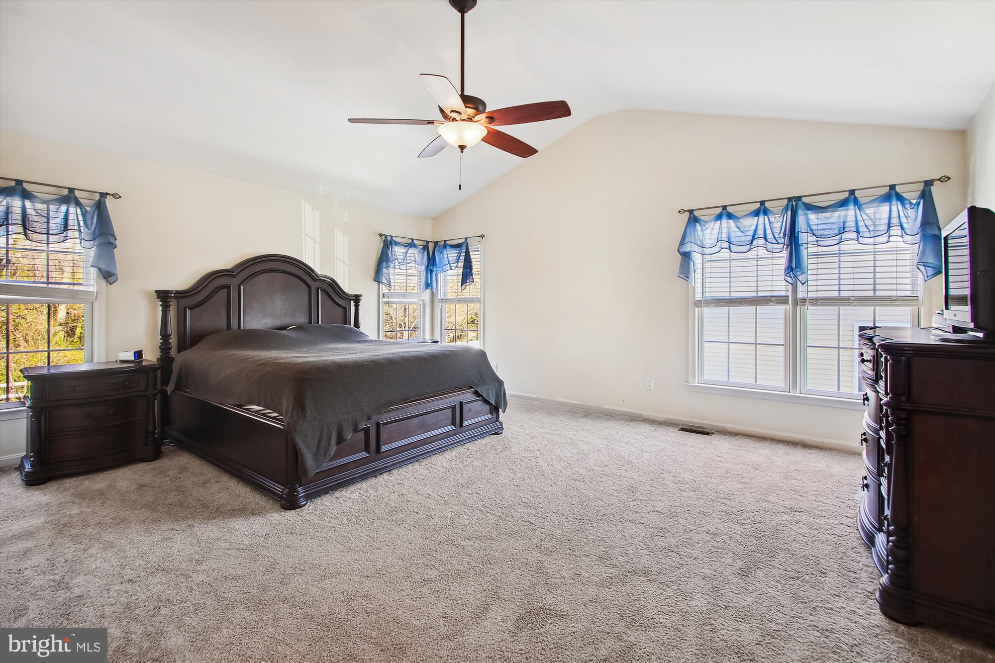 25 Johnson Road Pasadena, MD 21122 - Photo 16 of 47 Gallery Image 16
