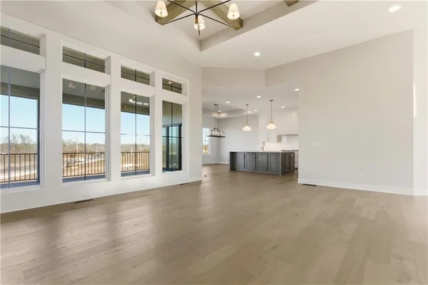 $1,099,950 | 1817 Northeast Lashbrook Drive, Lee's Summit, MO 64086