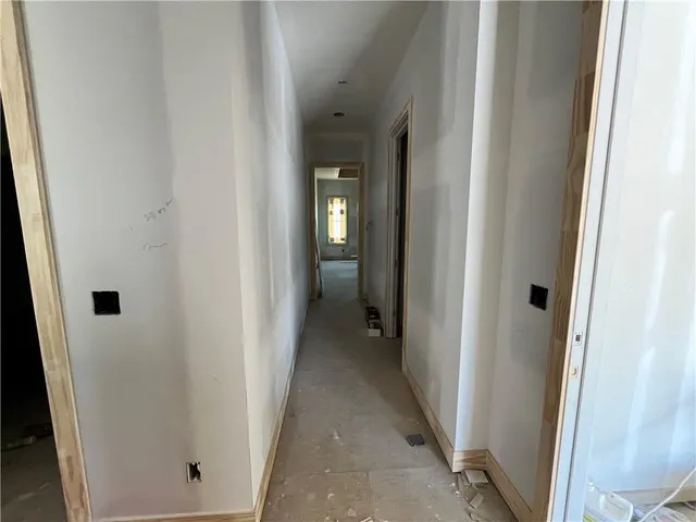 $1,099,950 | 1817 Northeast Lashbrook Drive, Lee's Summit, MO 64086