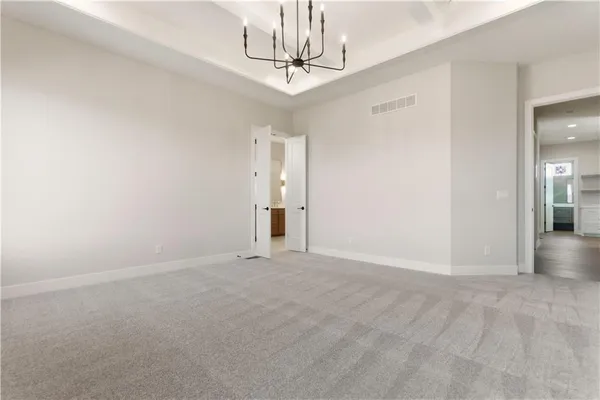 $1,099,950 | 1817 Northeast Lashbrook Drive, Lee's Summit, MO 64086