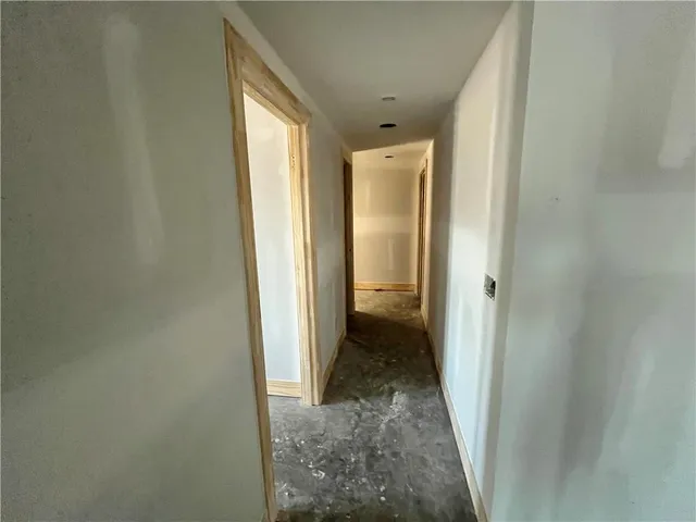 $1,099,950 | 1817 Northeast Lashbrook Drive, Lee's Summit, MO 64086