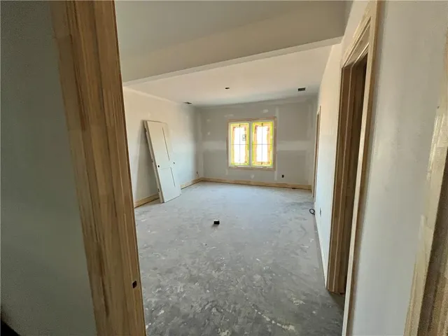 $1,099,950 | 1817 Northeast Lashbrook Drive, Lee's Summit, MO 64086