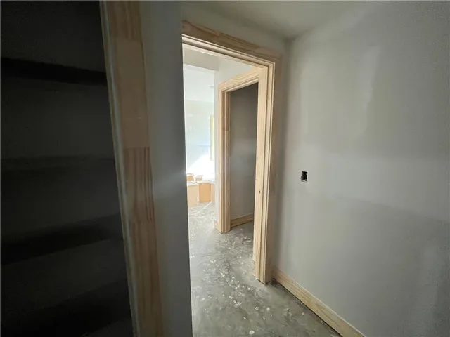 $1,099,950 | 1817 Northeast Lashbrook Drive, Lee's Summit, MO 64086