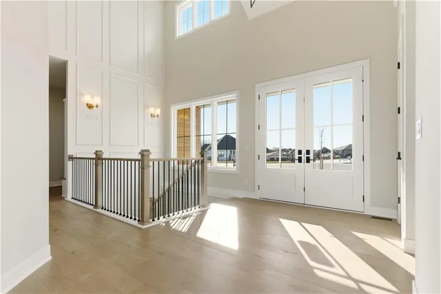 $1,099,950 | 1817 Northeast Lashbrook Drive, Lee's Summit, MO 64086