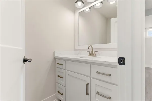 $1,099,950 | 1817 Northeast Lashbrook Drive, Lee's Summit, MO 64086