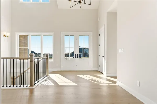 $1,099,950 | 1817 Northeast Lashbrook Drive, Lee's Summit, MO 64086