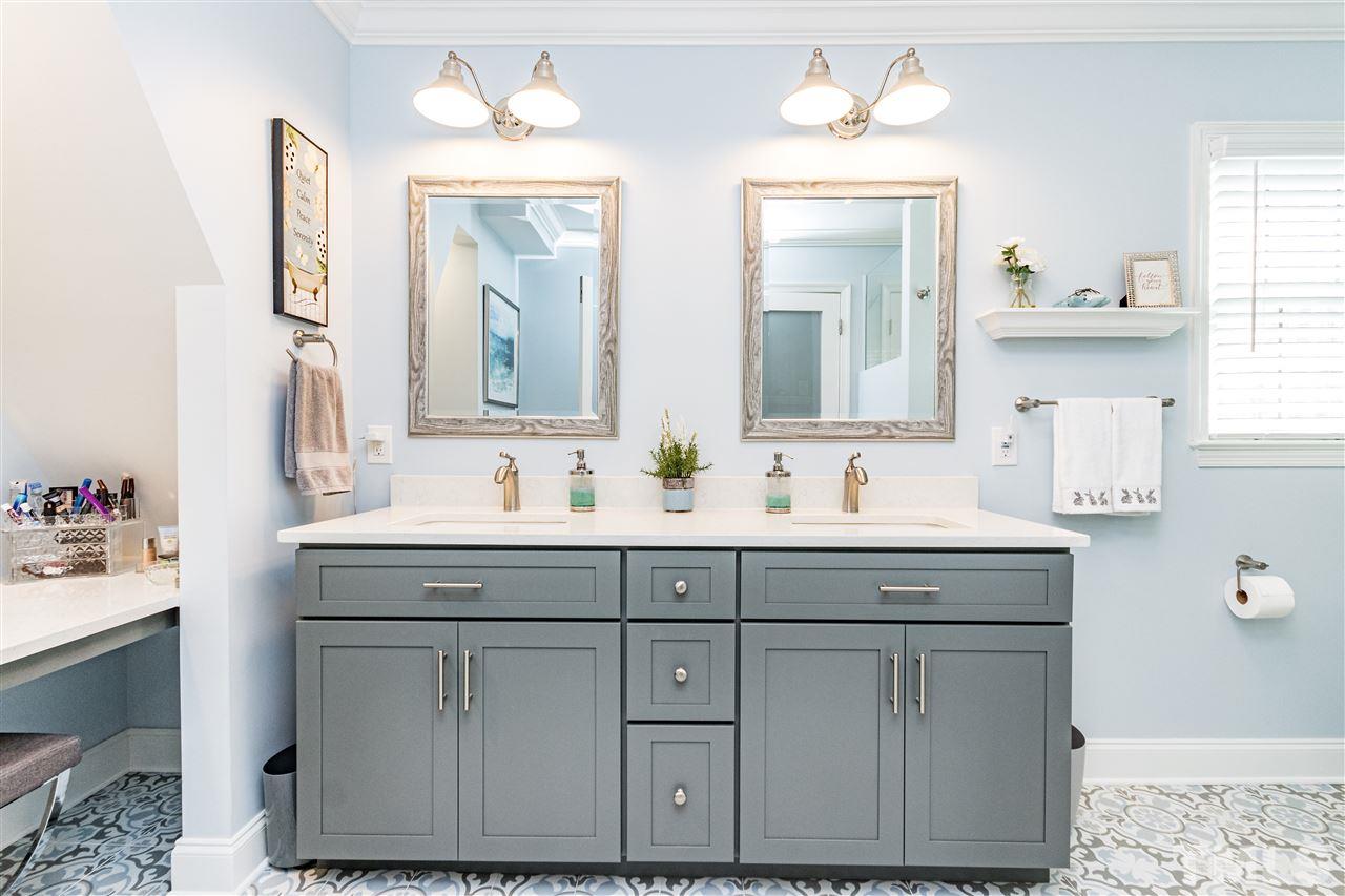 1311 Hampton Valley Road Cary, NC 27511 - Photo 20 of 26 Gallery Image 20