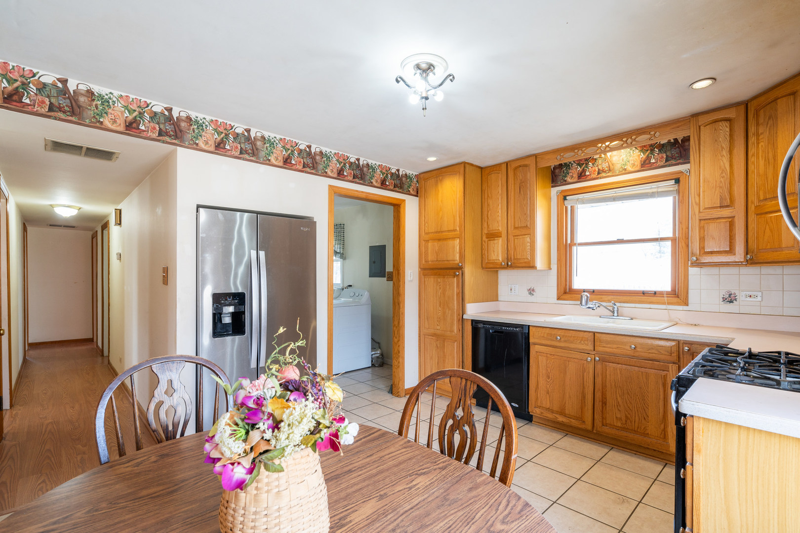 5912 109th Place Chicago Ridge, IL 60415 - Photo 11 of 21 a very nice looking dining room with a large window