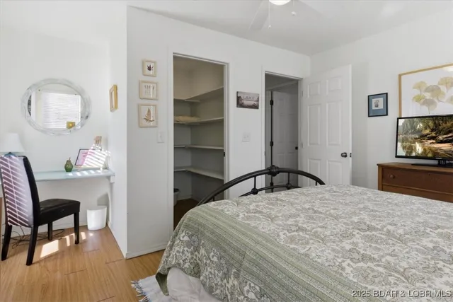 $299,900 | 1326 Hollywood Drive, Edwards, MO 65326