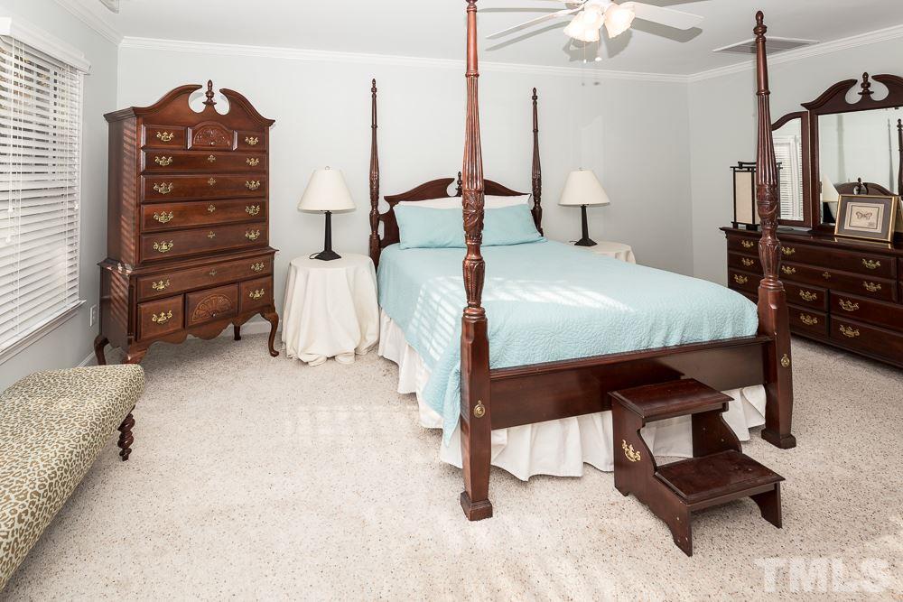 3413 Elvin Court Raleigh, NC 27607 - Photo 12 of 25