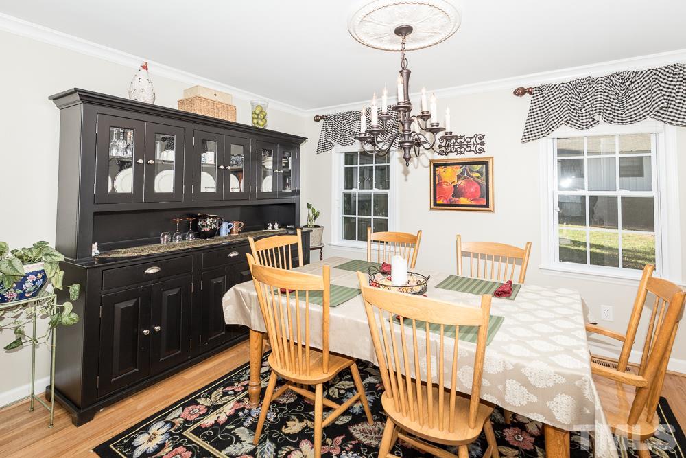 3413 Elvin Court Raleigh, NC 27607 - Photo 8 of 25