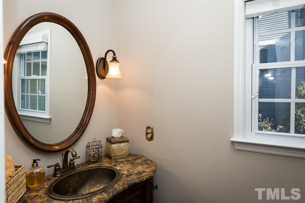3413 Elvin Court Raleigh, NC 27607 - Photo 10 of 25