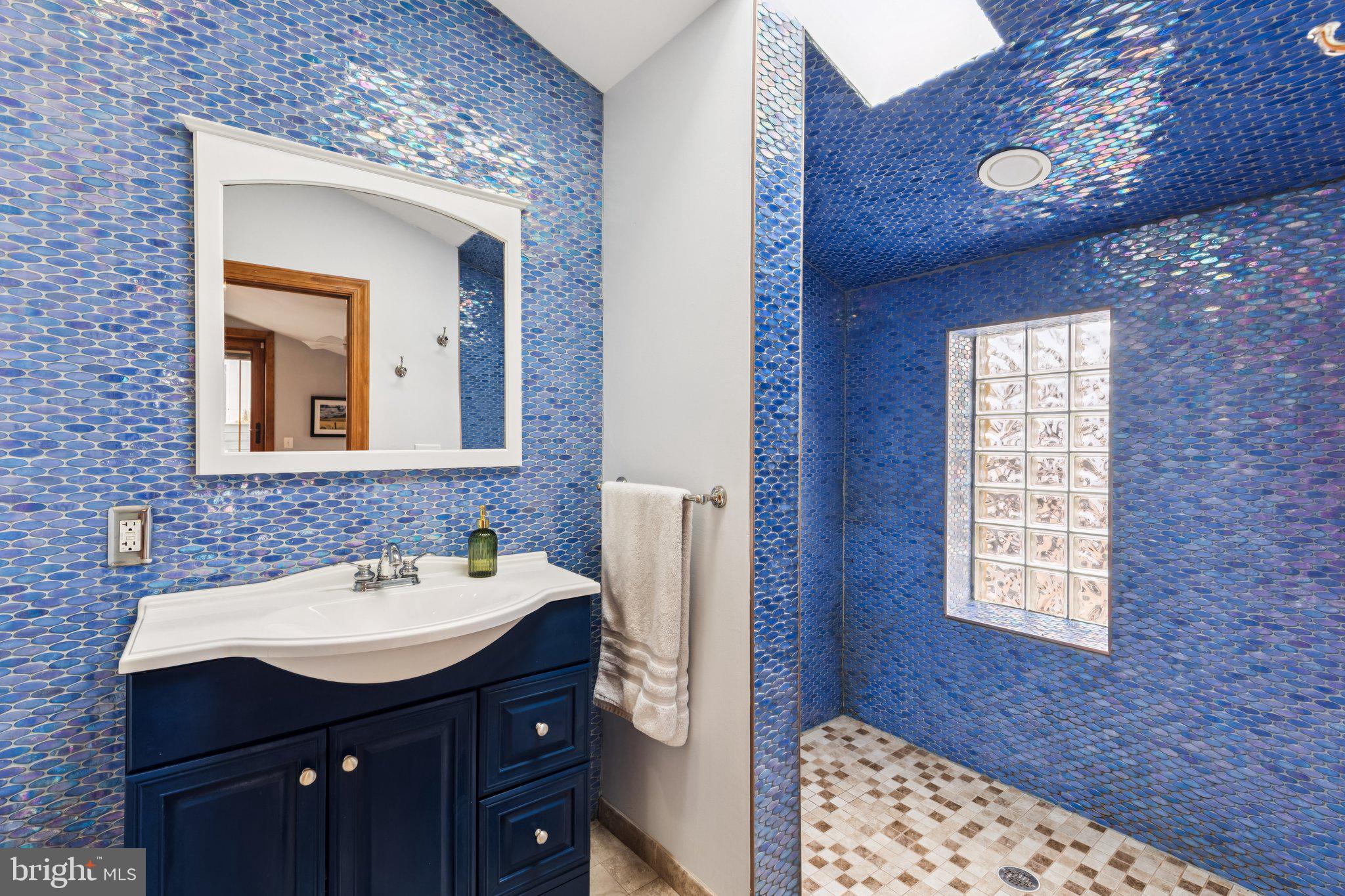2210 R Naudain Street Philadelphia, PA 19146 - Photo 19 of 26 Gallery Image 19
