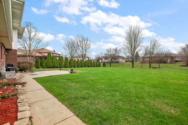 $645,000 | 2908 Northwind Drive, New Lenox, IL 60451