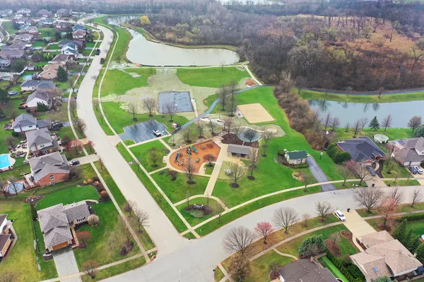 $645,000 | 2908 Northwind Drive, New Lenox, IL 60451