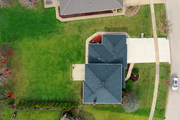 $645,000 | 2908 Northwind Drive, New Lenox, IL 60451