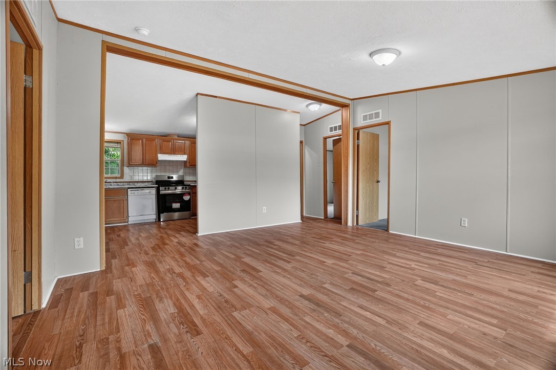 3583 Austin Road, Unit 32 Geneva, OH 44041 - Photo 27 of 32 Gallery Image 27