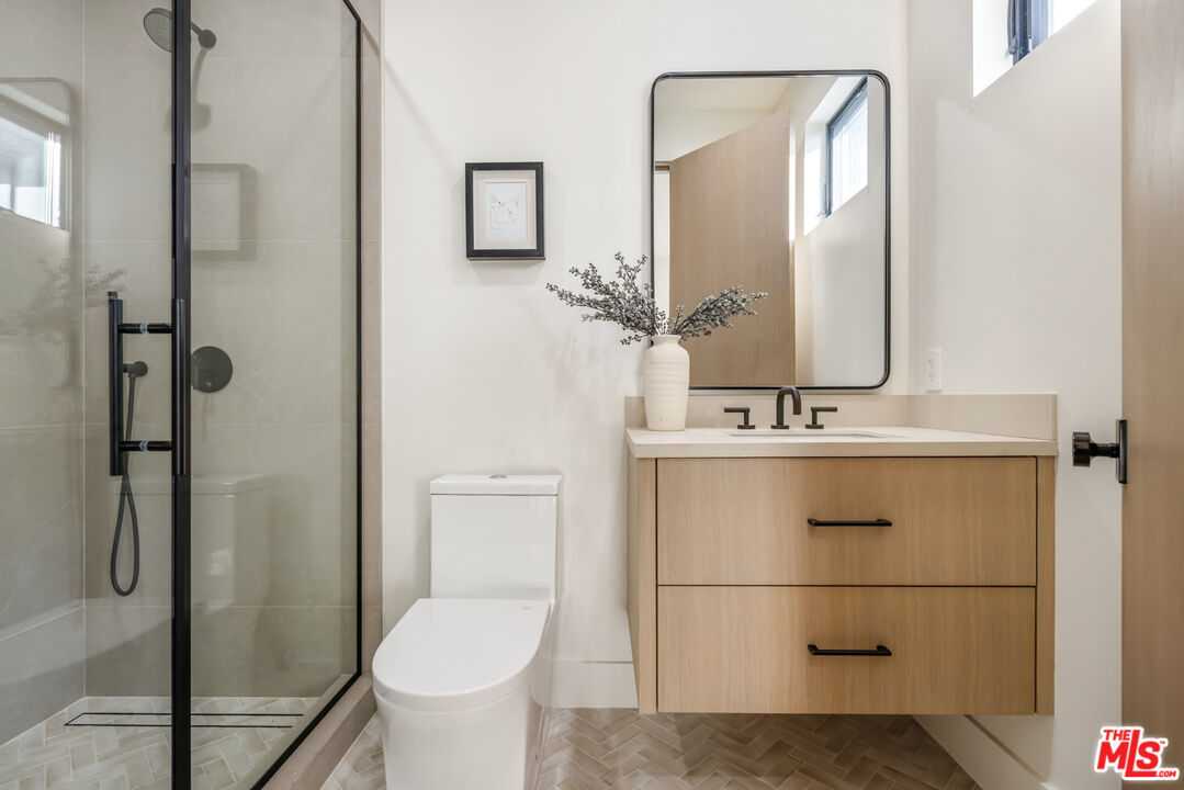 4828 Radford Avenue Valley Village, CA 91607 - Photo 21 of 29