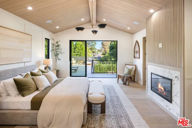 $3,895,000 | 4828 Radford Avenue, Valley Village, CA 91607