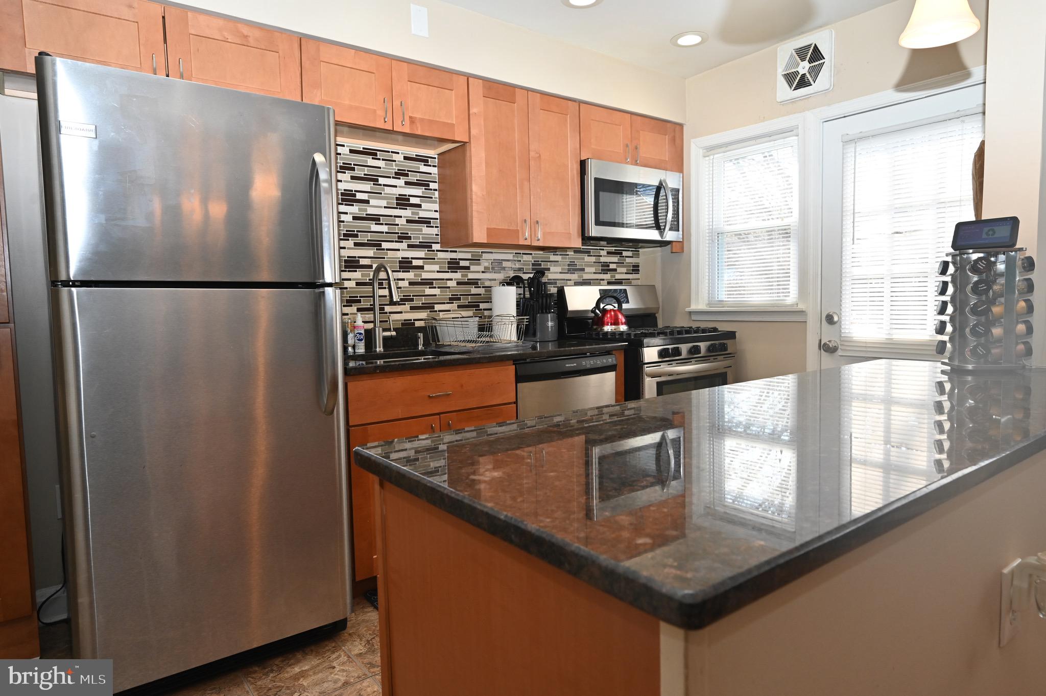 1907 Swansea Road Baltimore, MD 21239 - Photo 16 of 37