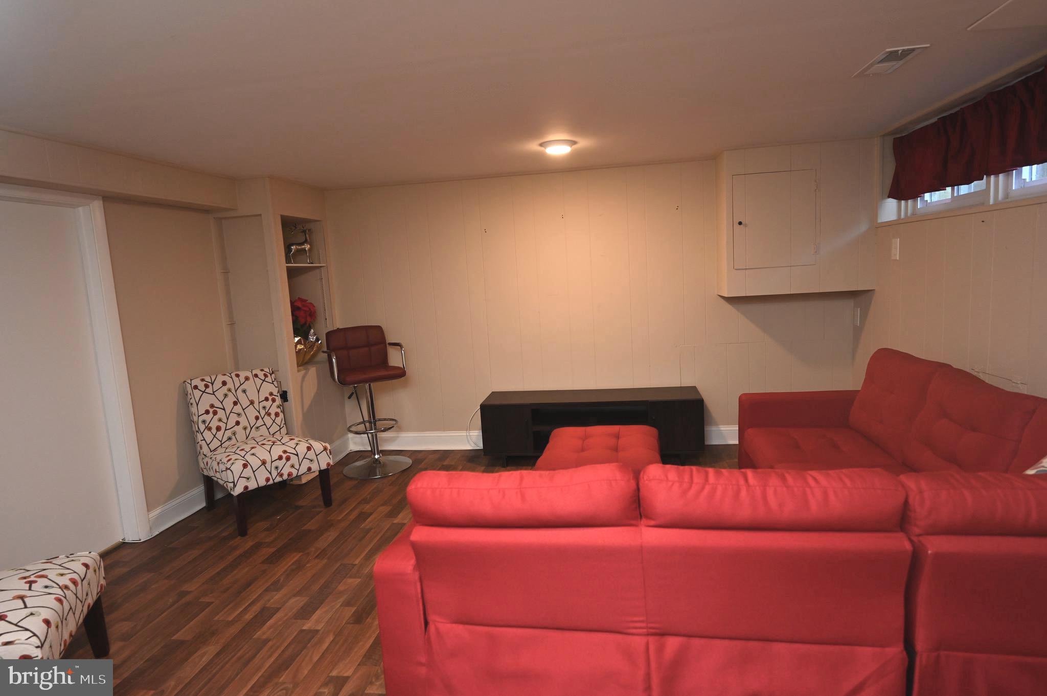 1907 Swansea Road Baltimore, MD 21239 - Photo 7 of 37