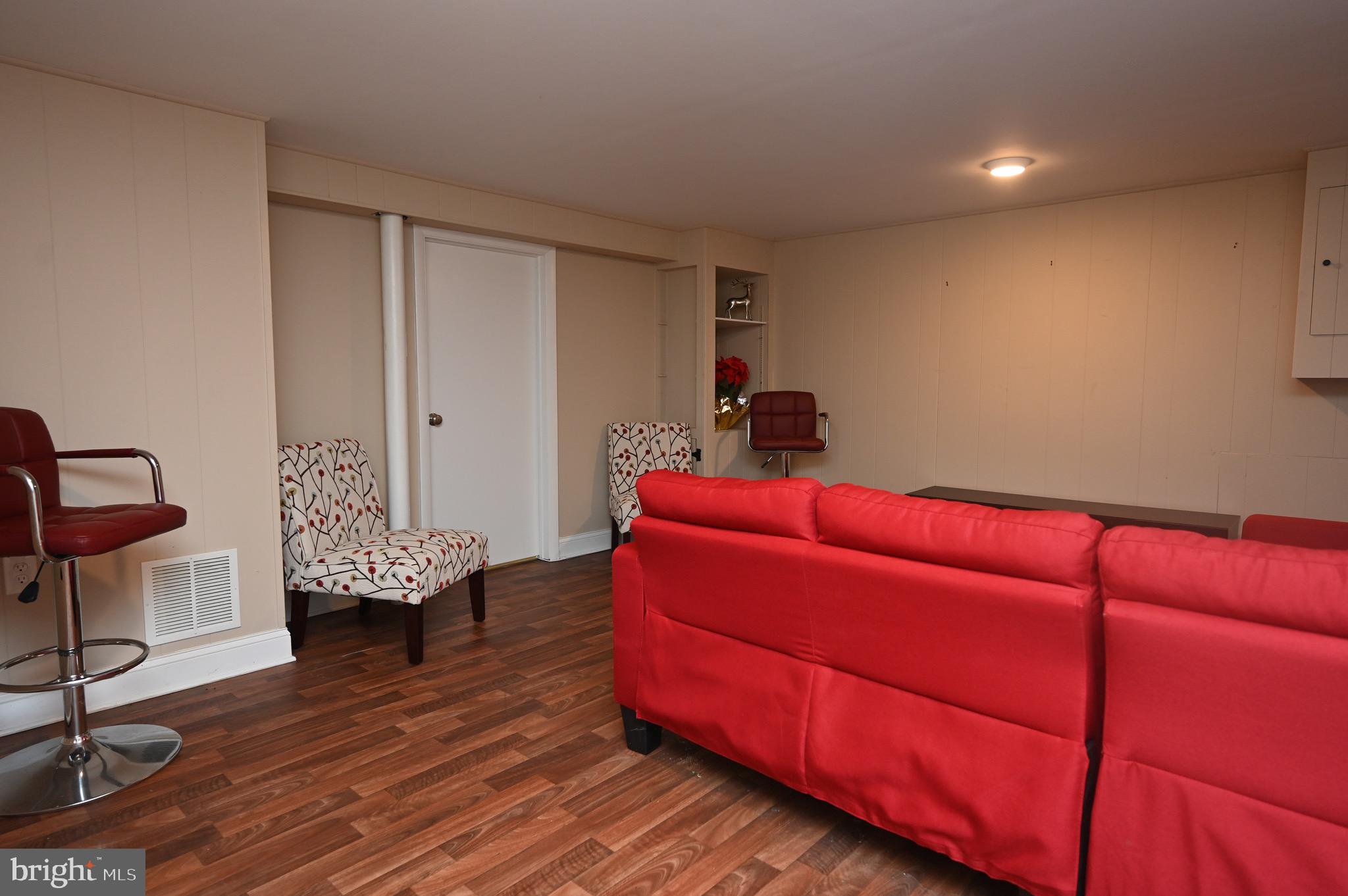 1907 Swansea Road Baltimore, MD 21239 - Photo 9 of 37