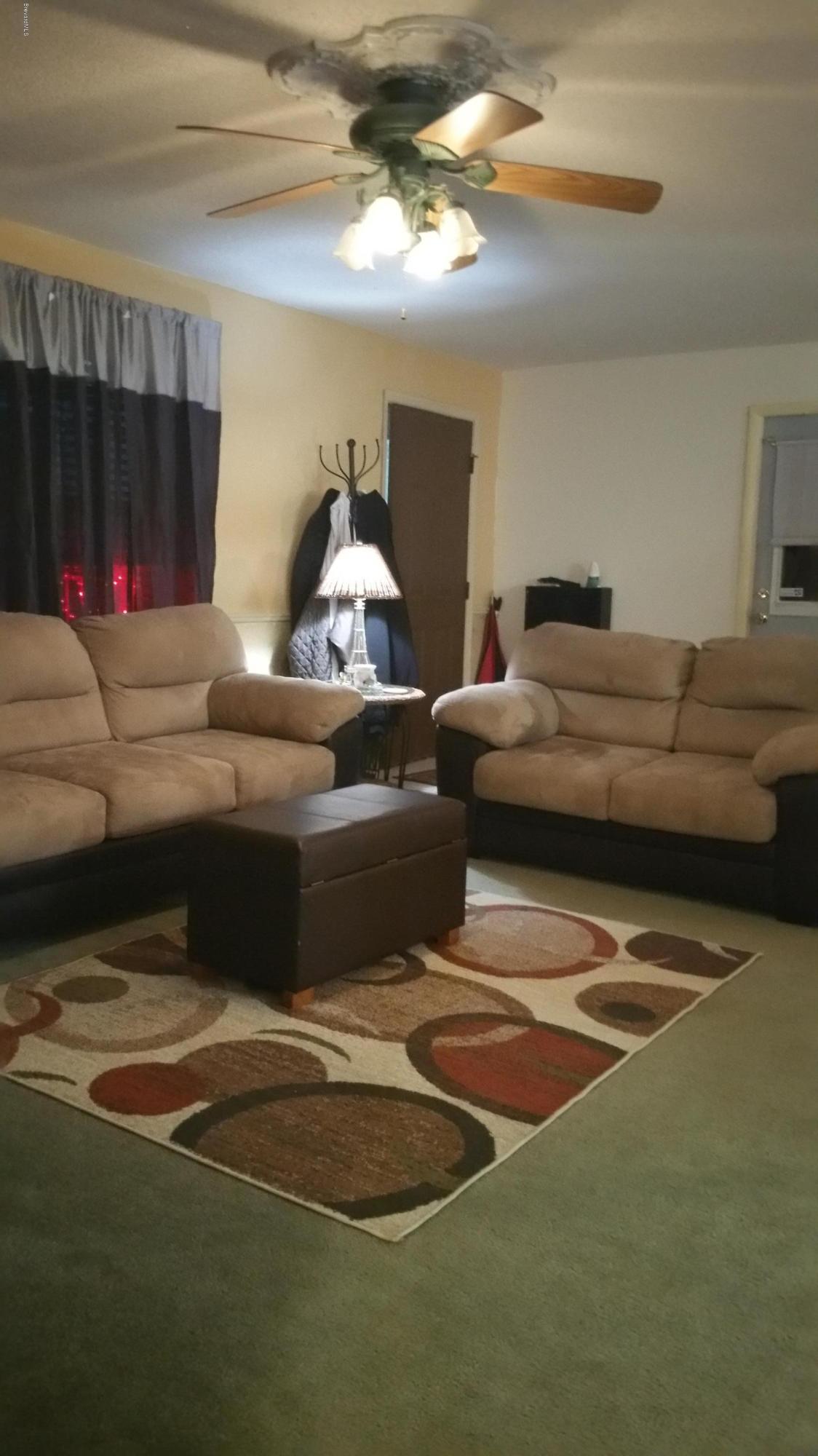 2213 Spring Circle Cocoa, FL 32926 - Photo 11 of 24 20160124_190313