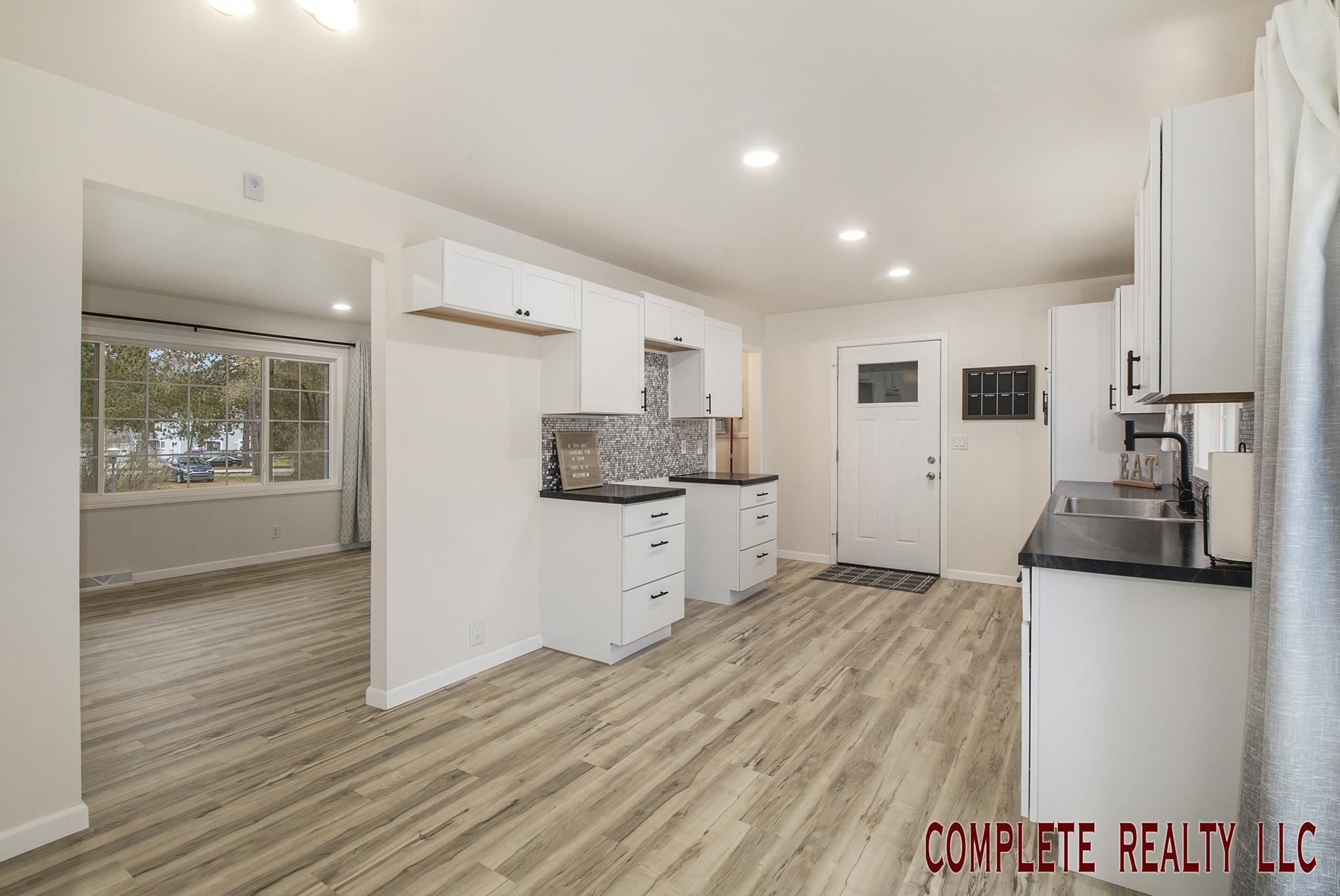 6096 North Gale Road Davison, MI 48423 - Photo 13 of 39