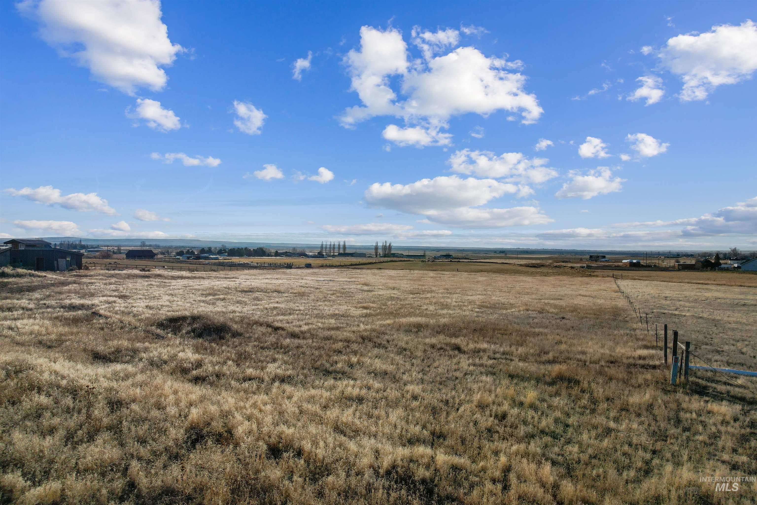 171 East 552 North Shoshone, ID 83352 - Photo 15 of 18 View of yard with a view of rural / pastoral area