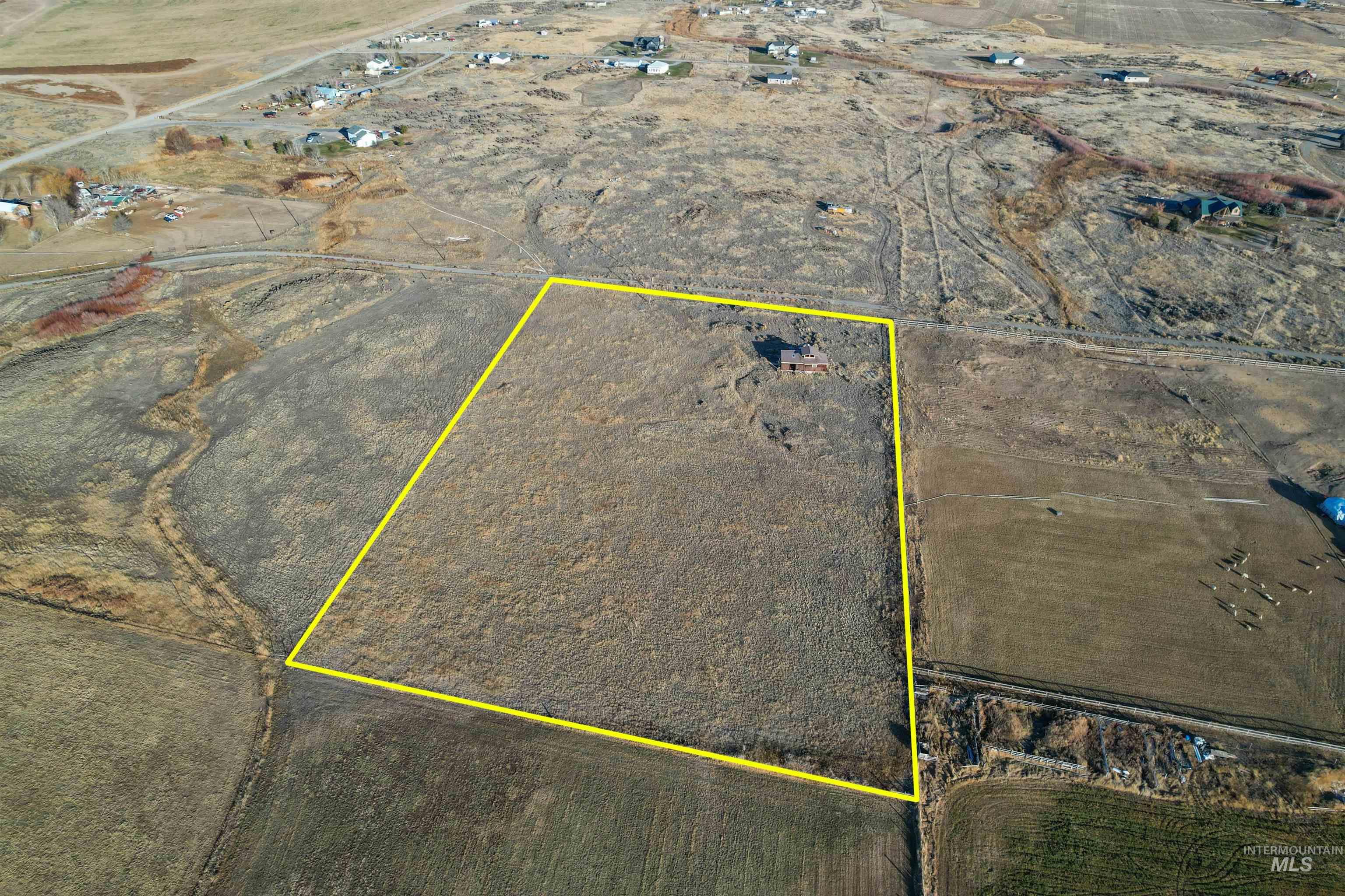 171 East 552 North Shoshone, ID 83352 - Photo 17 of 18 Overview of rural landscape featuring property parcel outlined