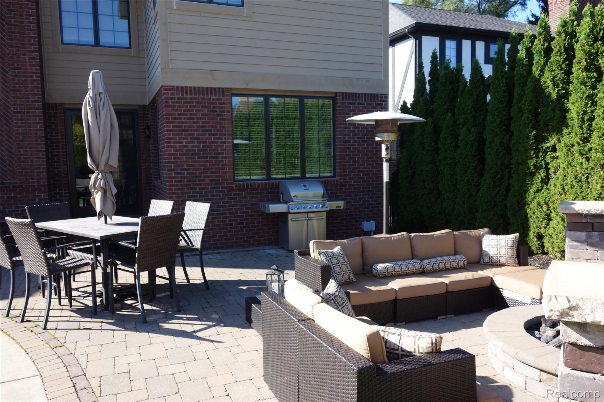 330 Woodward Avenue Rochester, MI 48307 - Photo 36 of 39 DSC05148.jpeg