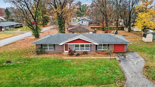 $175,000 | 7000 Gary Drive, Belleville, IL 62223