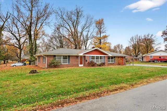 $175,000 | 7000 Gary Drive, Belleville, IL 62223