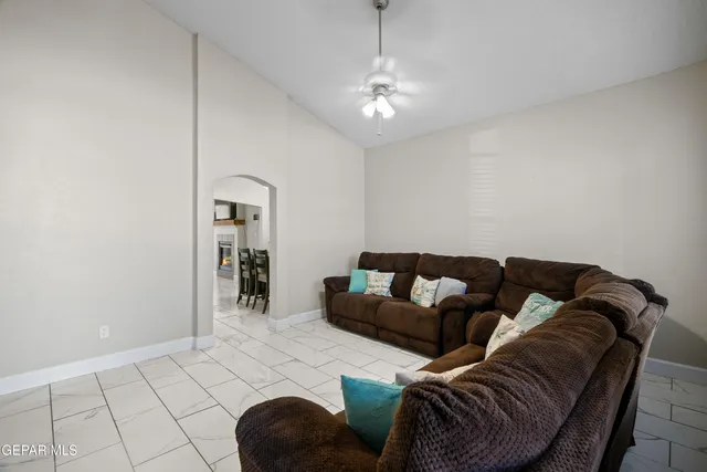 $259,950 | 10941 Duster Drive, El Paso, TX 79934