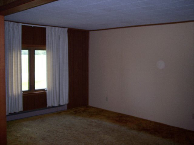 16407 Auburn Road Huntertown, IN 46748 - Photo 9 of 9 Gallery Image 9