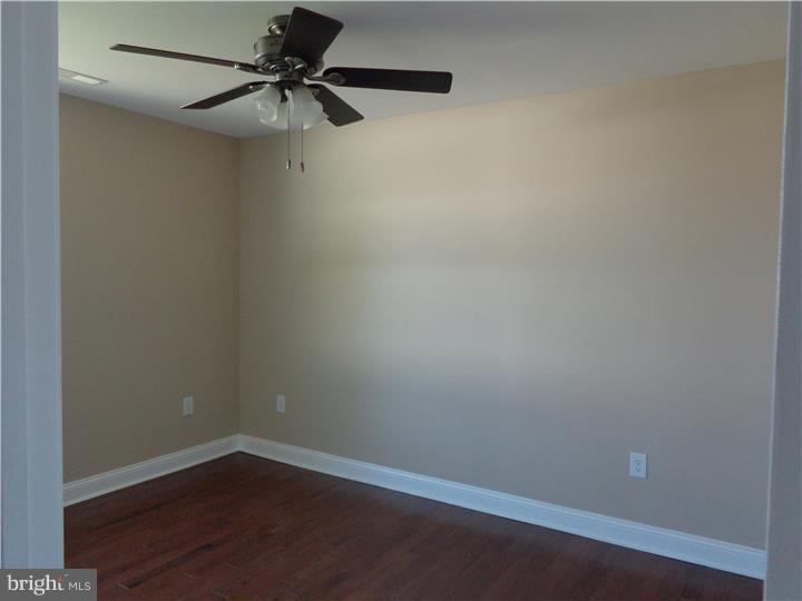 3 Hunter Road New Castle, DE 19720 - Photo 6 of 11 Bedroom 2