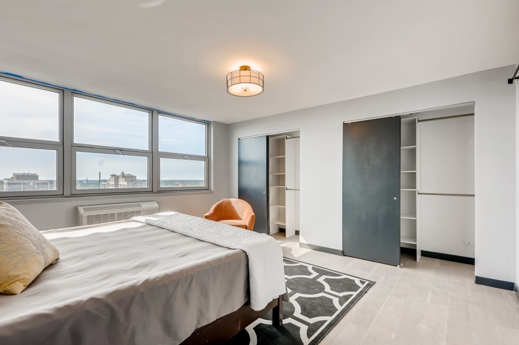6147 North Sheridan Road, Unit 28A Chicago, IL 60660 - Photo 8 of 16 Gallery Image 8