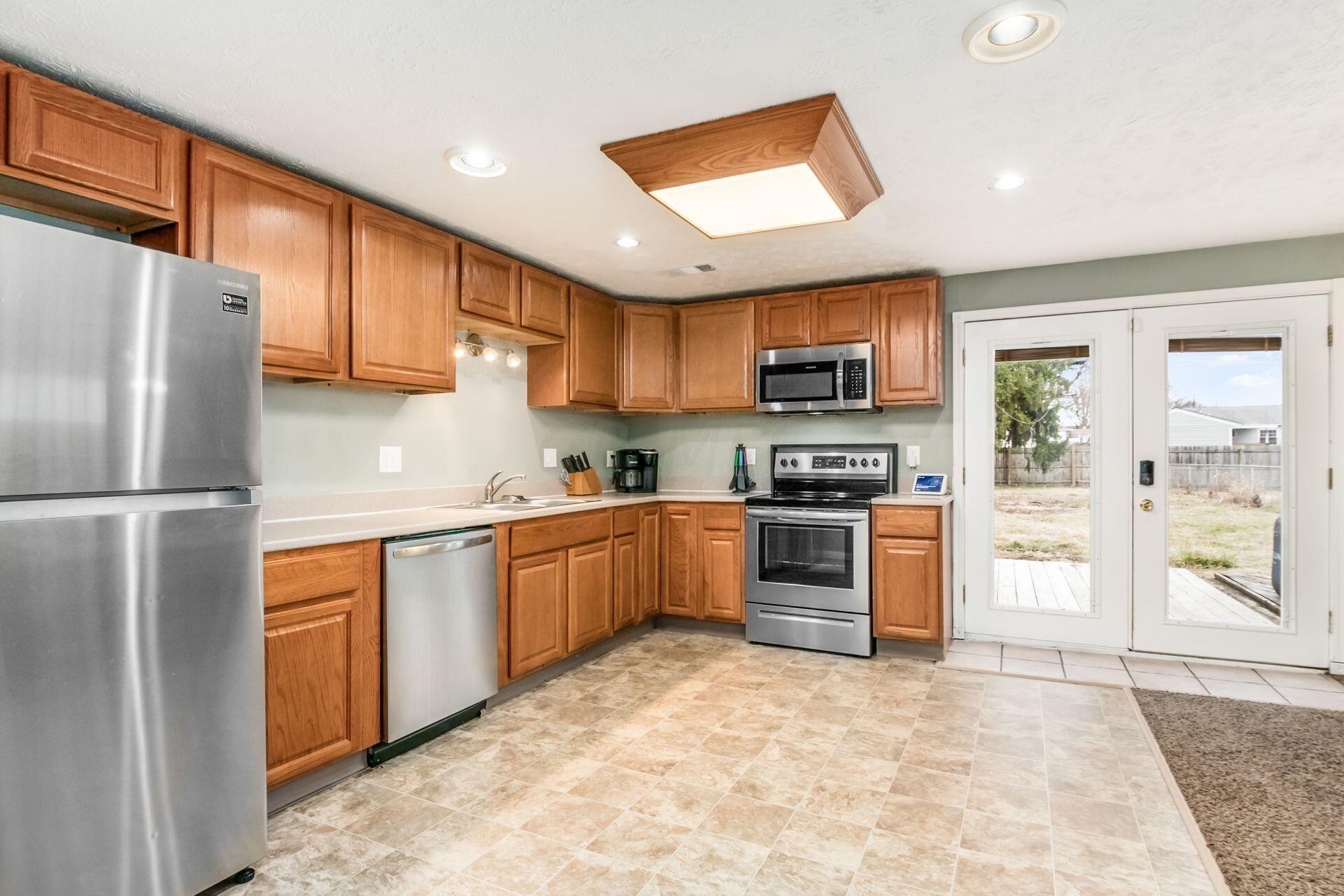 3800 Edendale Road Columbus, OH 43207 - Photo 5 of 18 003_e_h 3800 Edendale Rd-1013