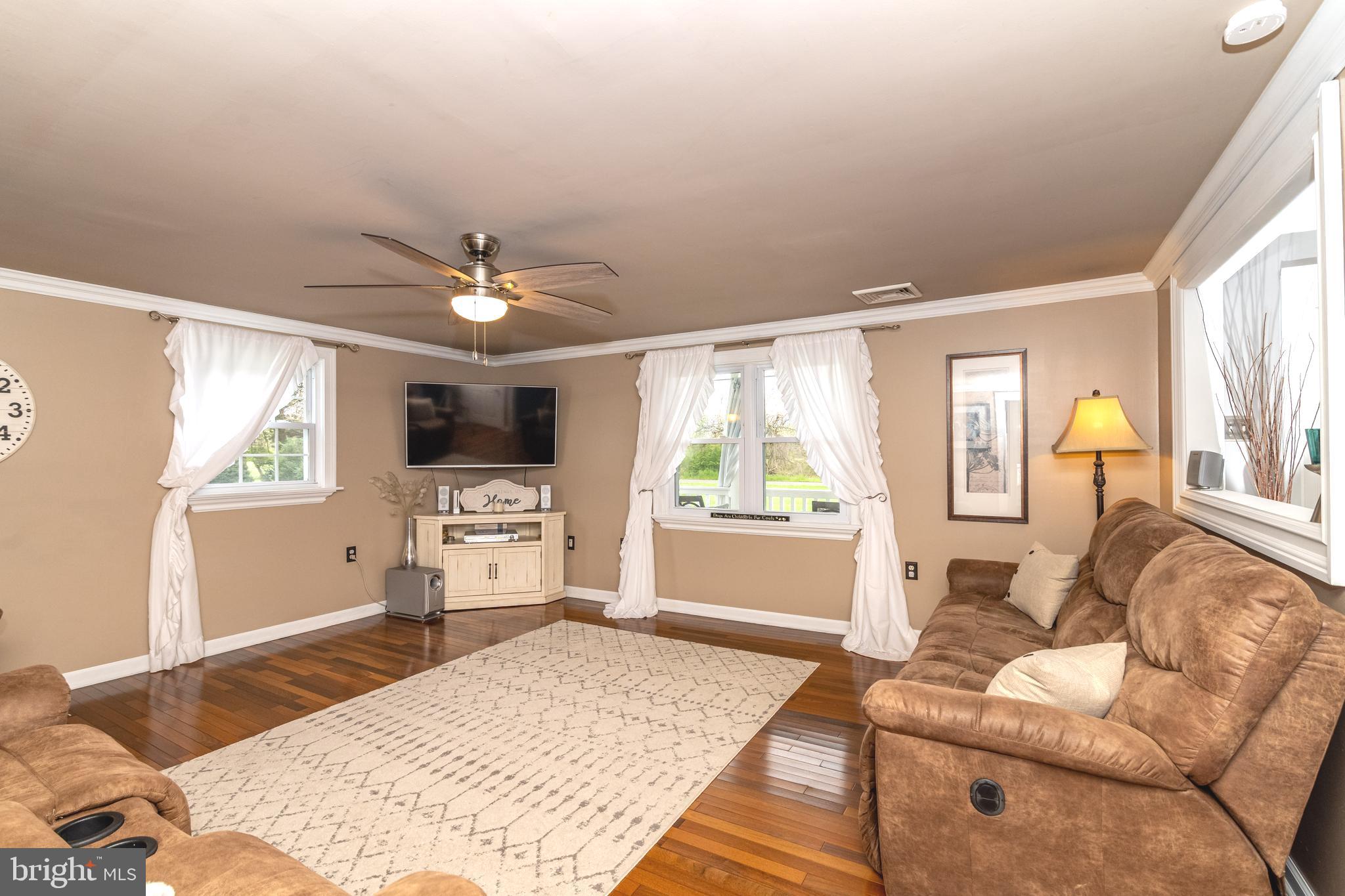 758 Kettle Run Road Marlton, NJ 08053 - Photo 12 of 53 Ample Living Room