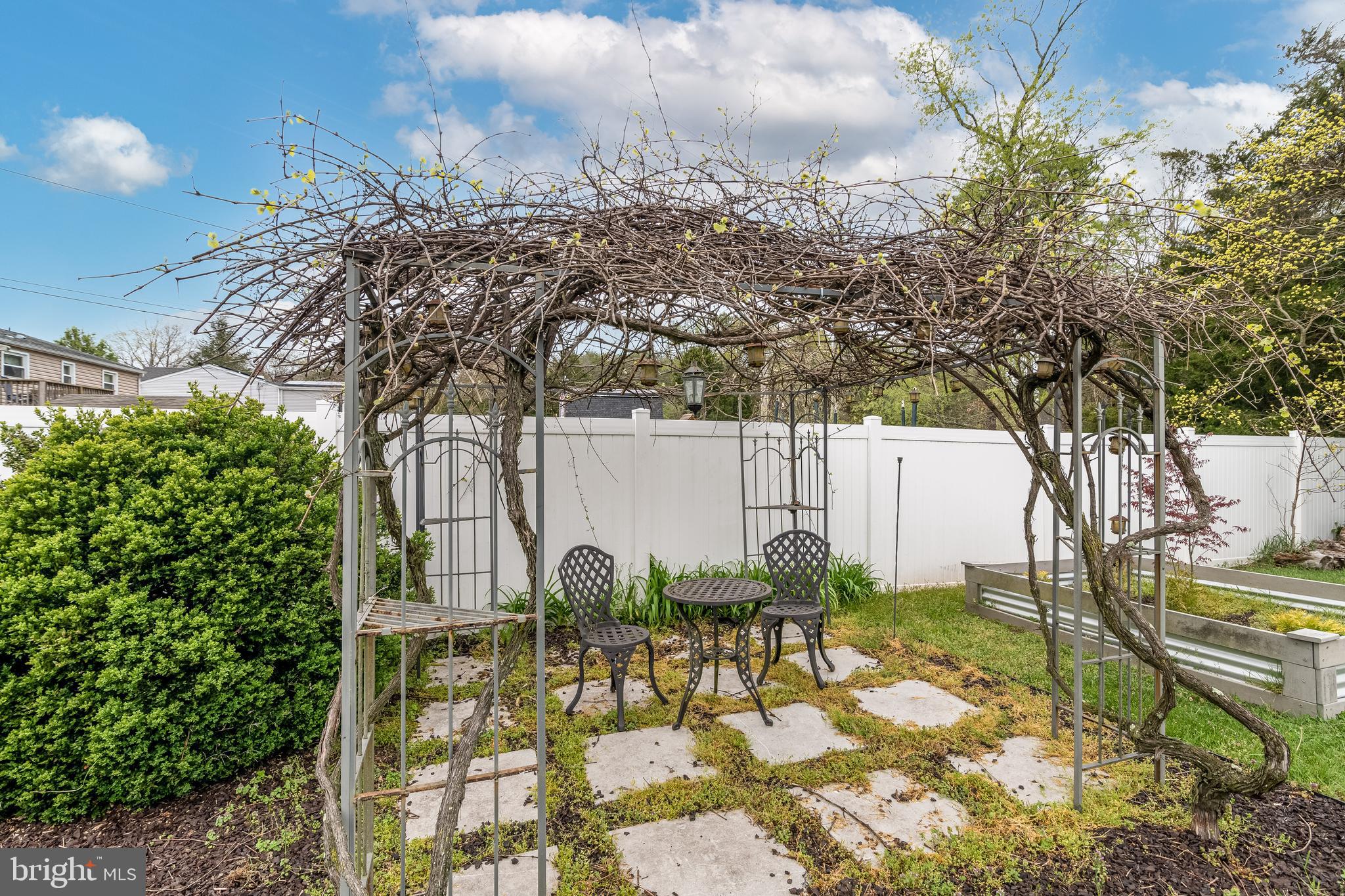 758 Kettle Run Road Marlton, NJ 08053 - Photo 44 of 53 Backyard seating