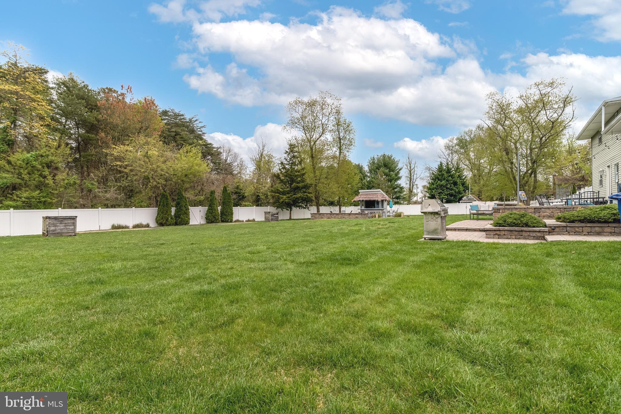758 Kettle Run Road Marlton, NJ 08053 - Photo 6 of 53 Huge Fenced in backyard