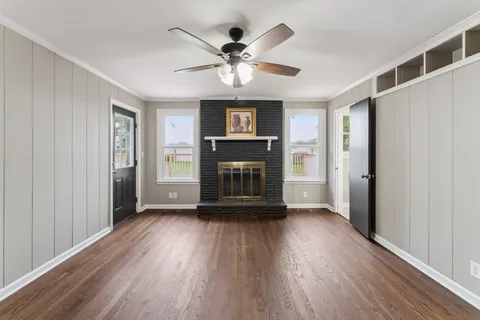 $469,000 | 801 Lemont Drive, Nashville, TN 37216
