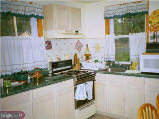 320 Ogden Station Road Deptford, NJ 08090 - Photo 4 of 6 Gallery Image 4