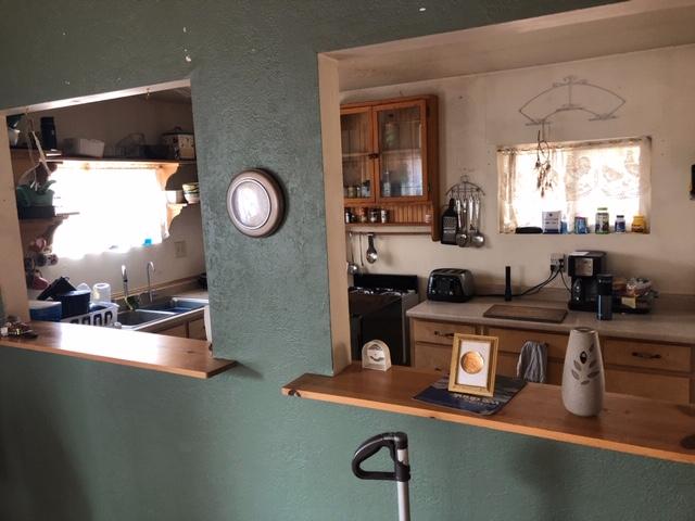10503 East Antelope Road Eagle Point, OR 97524 - Photo 11 of 19 10503 Antelope kitchen 1