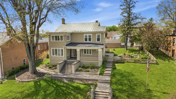 $515,000 | 207 South Prospect Street, Galena, IL 61036