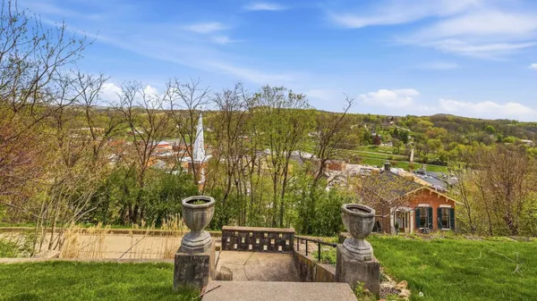 $515,000 | 207 South Prospect Street, Galena, IL 61036
