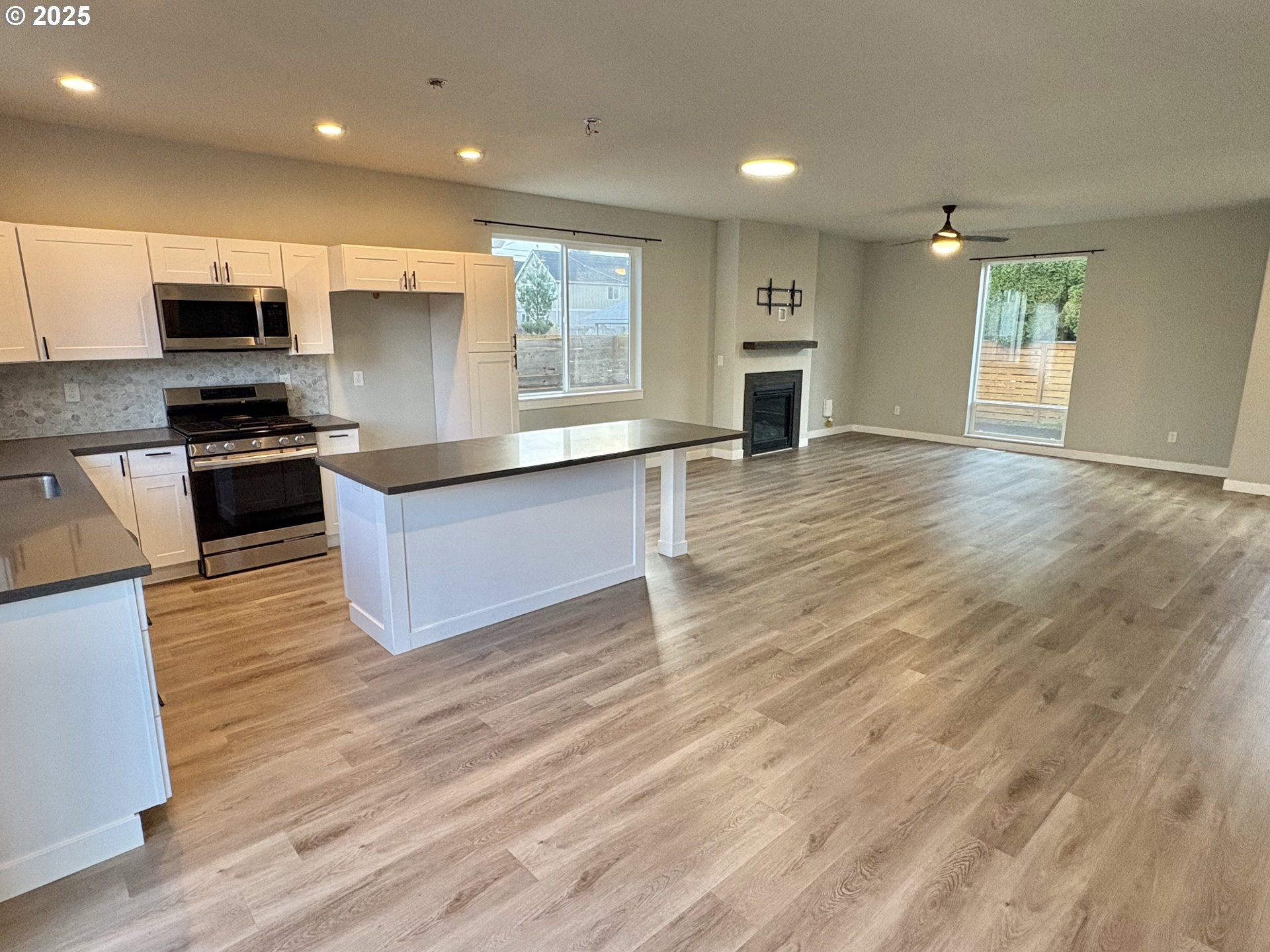 2443 26th Avenue Forest Grove, OR 97116 - Photo 8 of 24